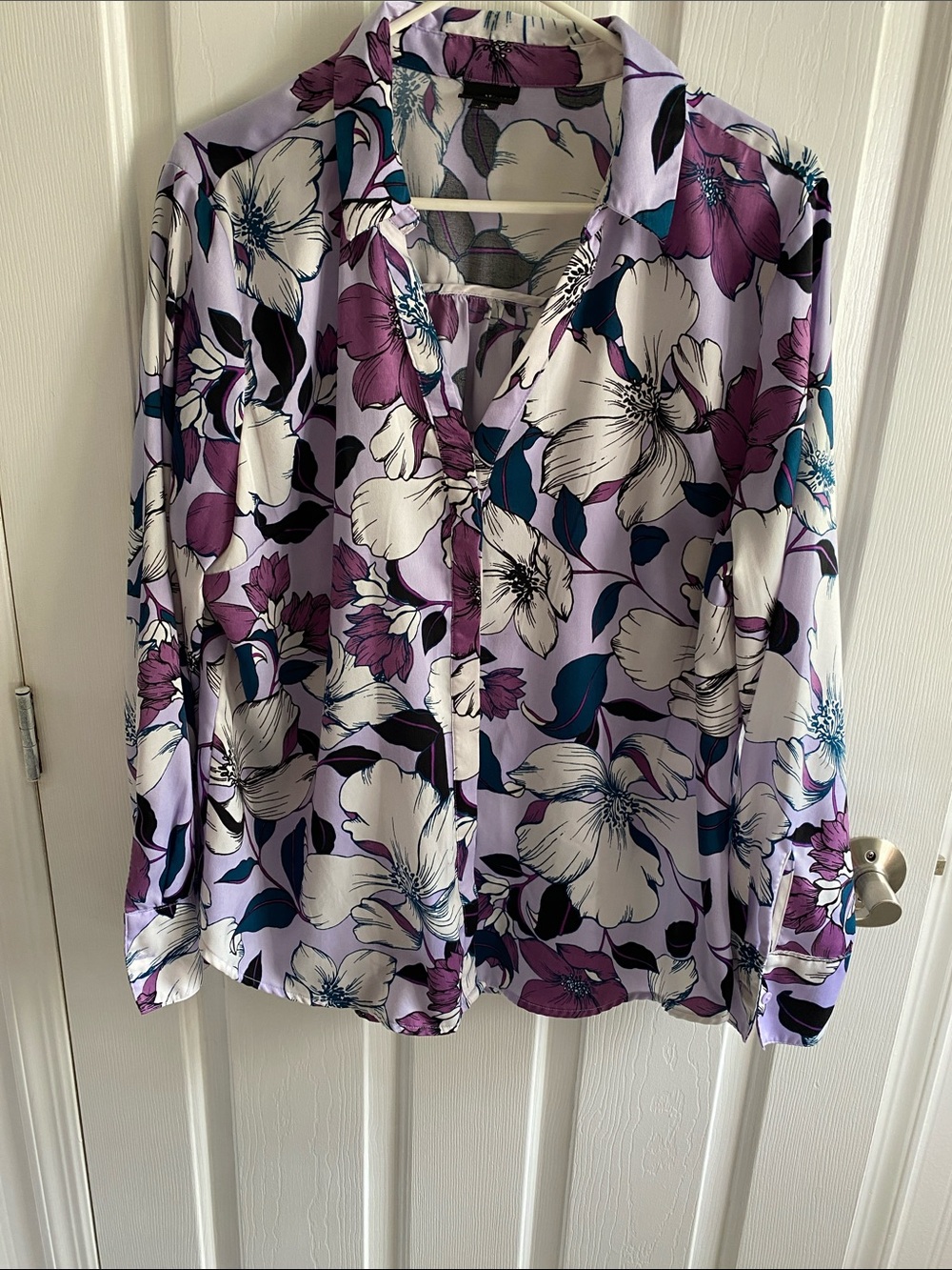 Worthington Lavender Floral Button-Down Shirt with White and Teal Accents